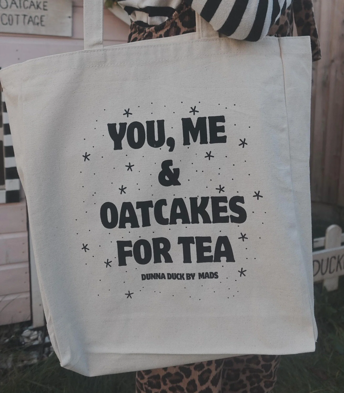 Tote bag